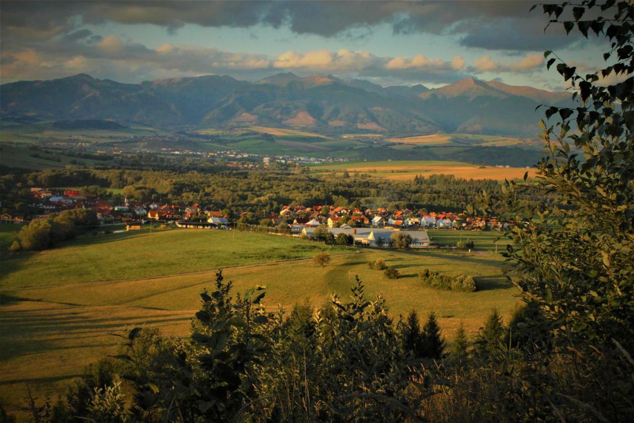 Vidiecky apartmán Kubo Pavčina Lehota Esterno foto